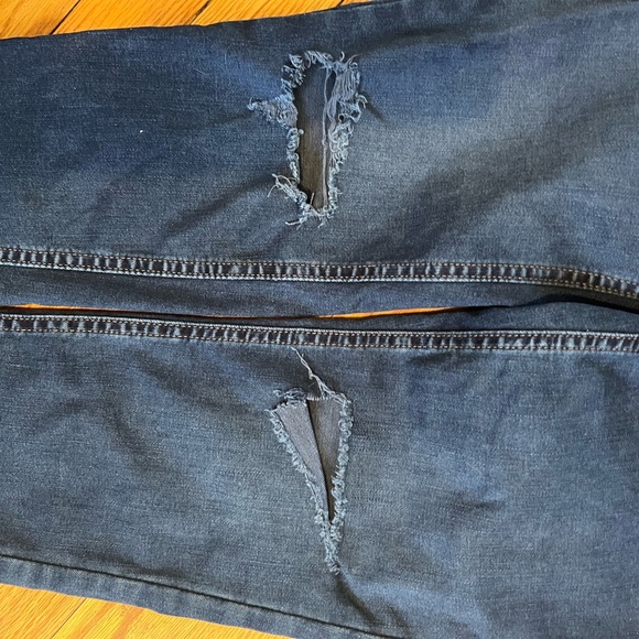 Old "Navy - Fits You - Always Fits- RockStar Jeggings - sizes 8-12 - Picture 3 of 4